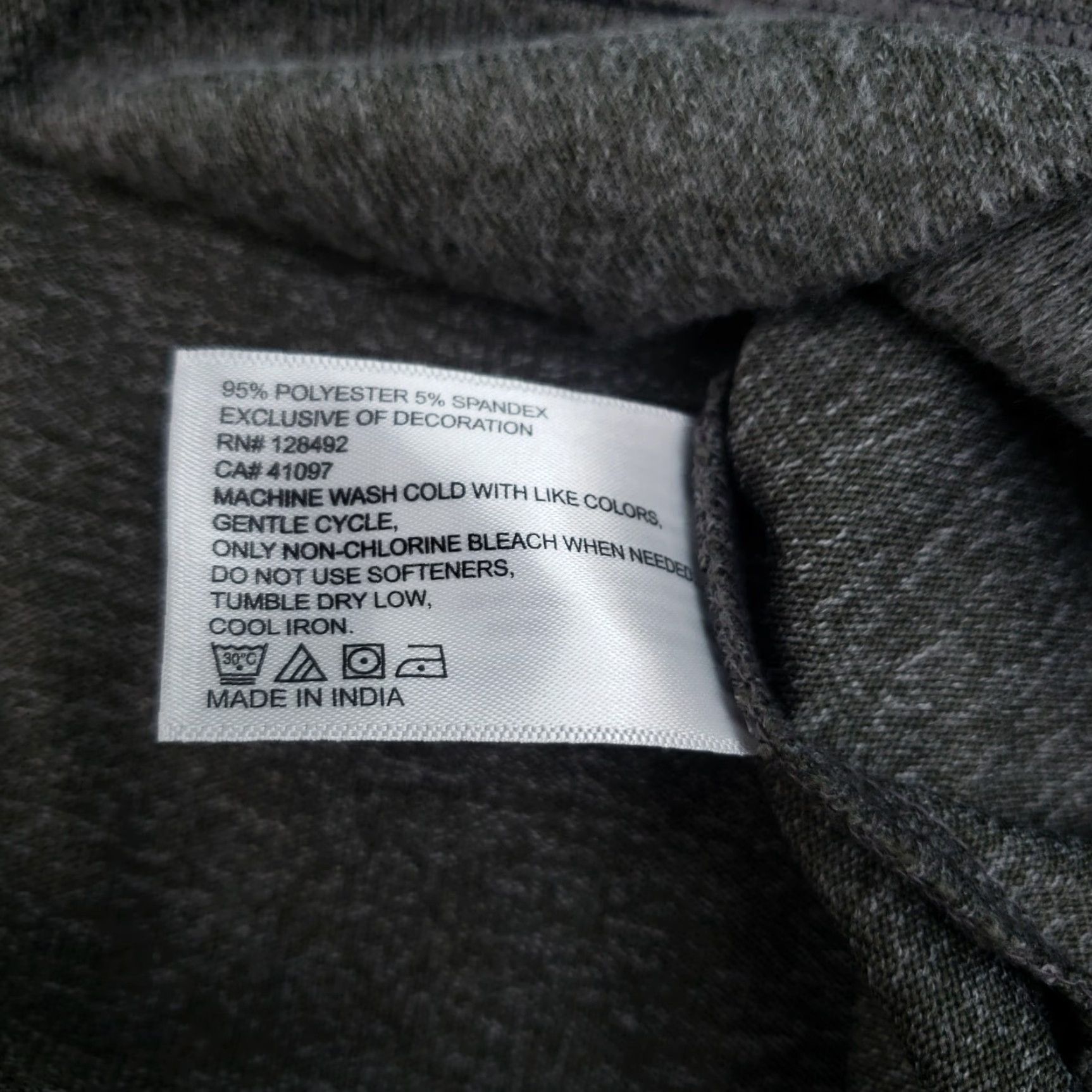 Vintage Greg Norman Men's Sweater Gray XL 1/4 Zip Long Sleeve Mock Neck Casual Golf Walking Lightweight Size US XL / EU 56 / 4 - 6 Thumbnail