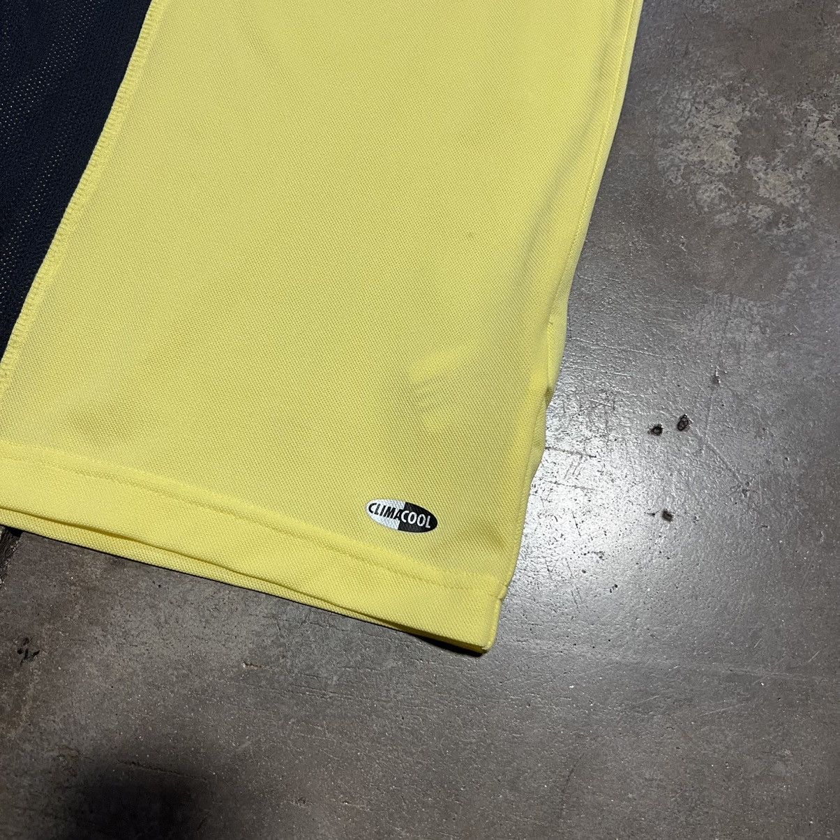 Adidas Vintage Adidas Soccer Warm Up Practice Jersey Logo Striped Size US M / EU 48-50 / 2 - 3 Thumbnail