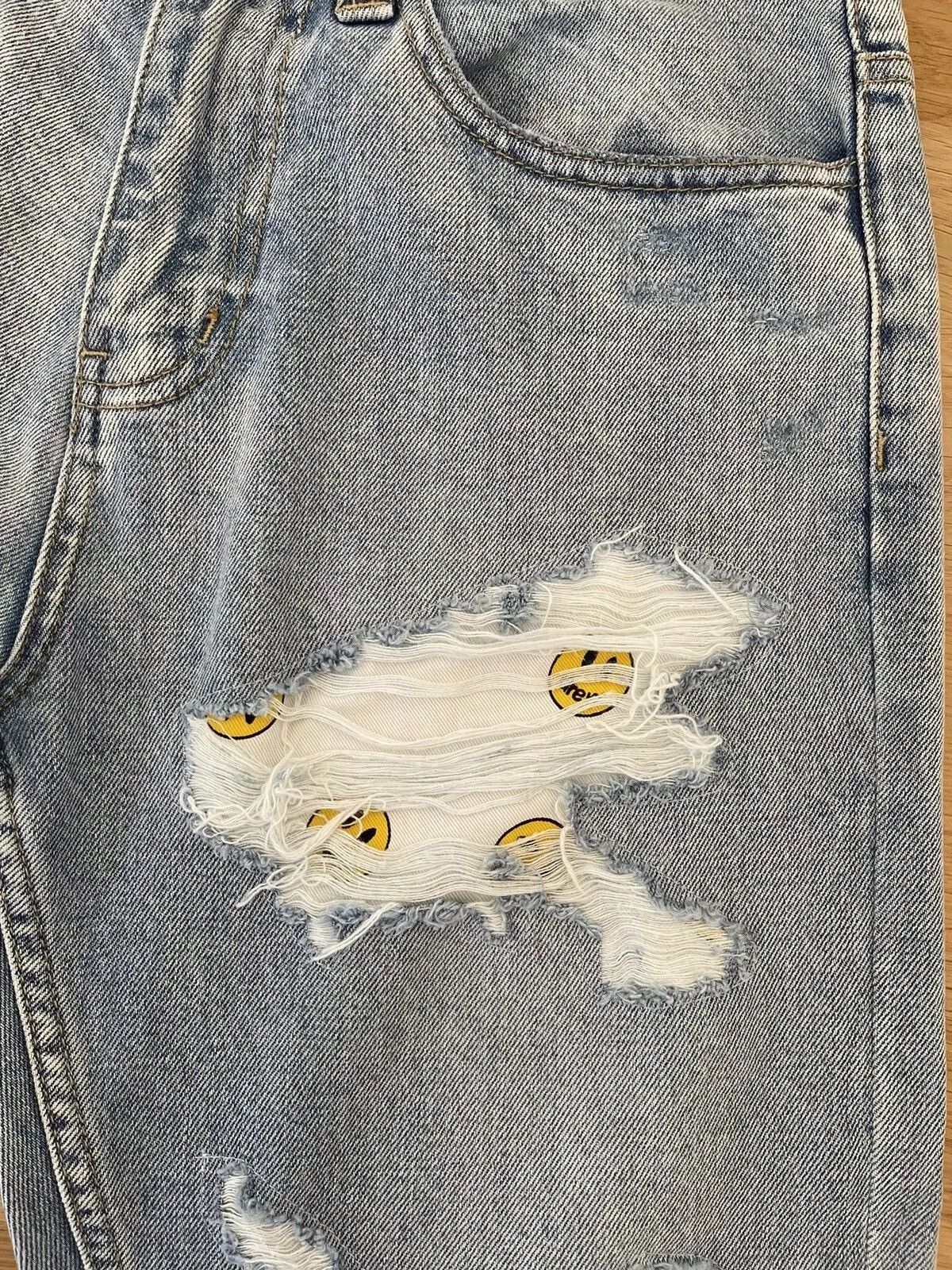 Drew House drew house Tapered Leg Jean VINTAGE BLEACH DESTROYED size 30 Size US 30 / EU 46 - 7 Thumbnail