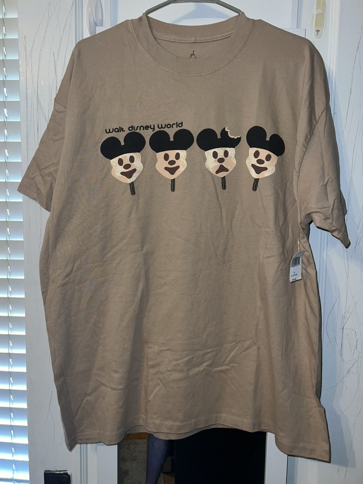 Disney Mickey Mouse Disney tee Size US XL / EU 56 / 4 - 1 Thumbnail