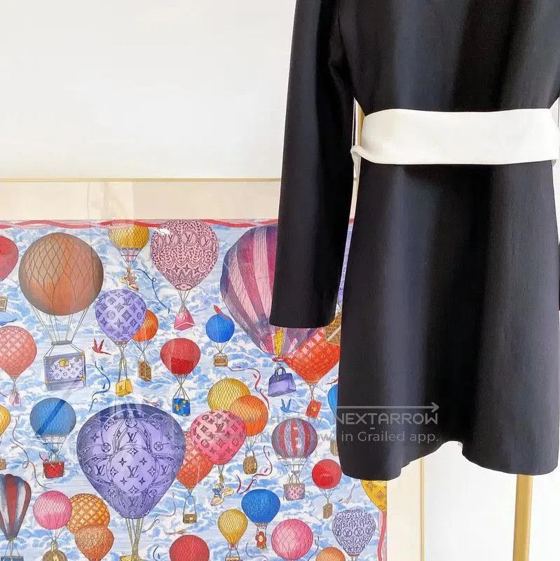 Valentino Valentino Black Wool Coat with Bow Detail . Size L / US 10 / IT 46 - 8 Thumbnail