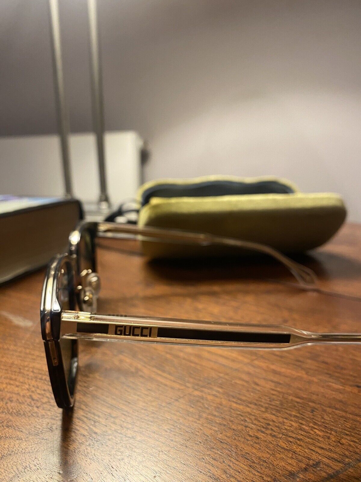 Gucci Sunglasses Gucci in a Velvet case Size ONE SIZE - 5 Thumbnail