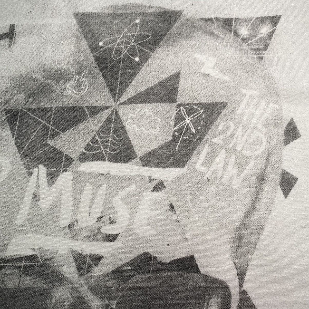 Band Tees MUSE THE 2ND LAW SIXTH ALBUM ROCK BAND T SHIRT Size US M / EU 48-50 / 2 - 5 Thumbnail