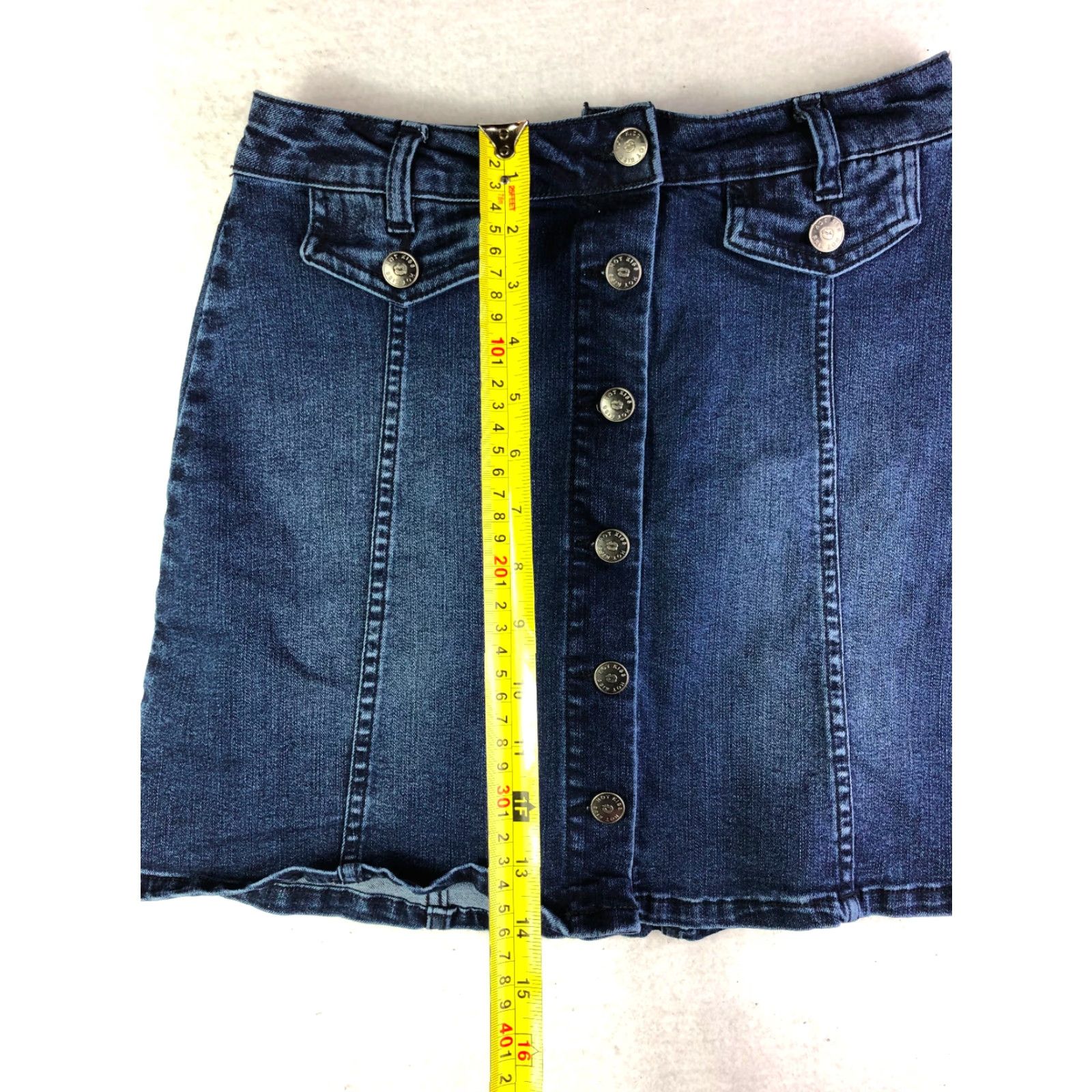 Vintage Kiss Juniors Size 3 25" Waist Measured Blue Jean Skirt Button Closure Size 26" / US 2 / IT 38 - 7 Thumbnail