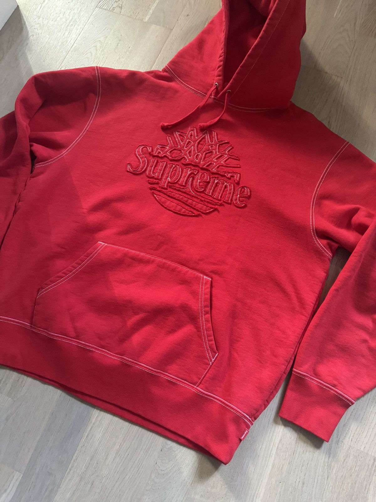 Supreme × Timberland SUPREME x TIMBERLAND hoodie sizes in photos by tape measure Size US L / EU 52-54 / 3 - 3 Thumbnail