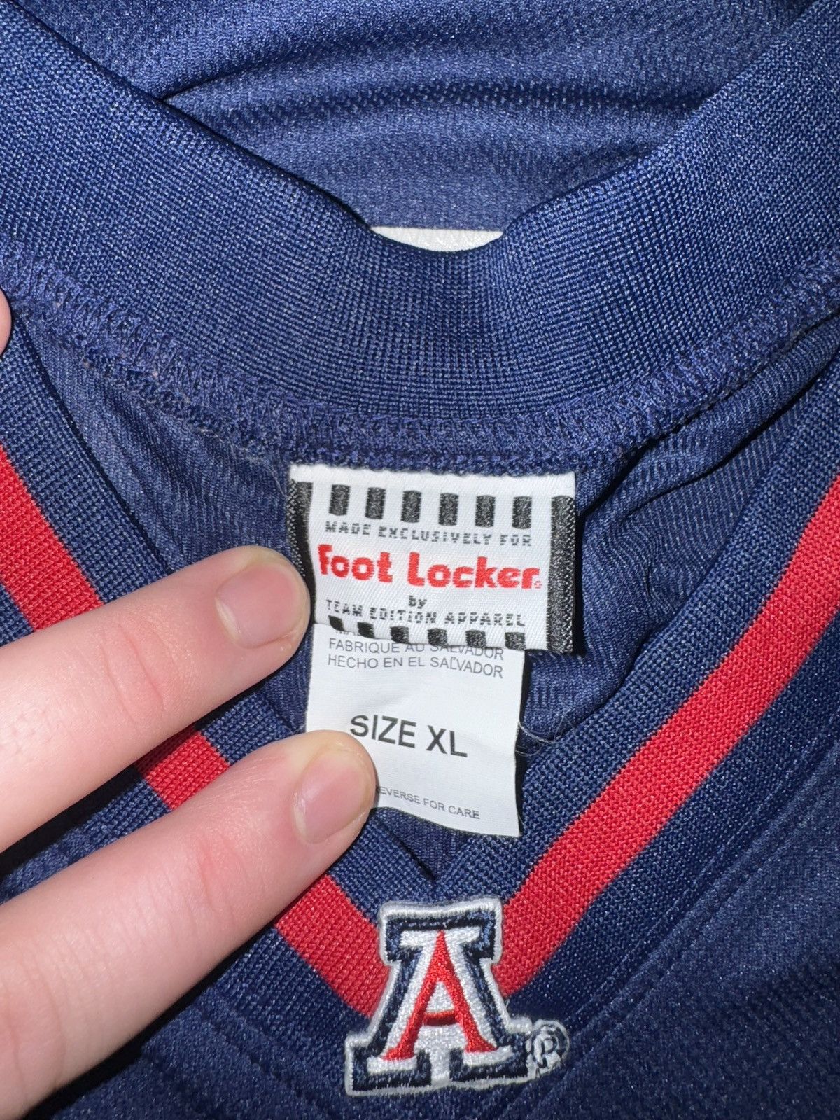 Foot Locker × Vintage Vintage Foot Locker Arizona Wildcats Men's Basketball Jersey Size US XL / EU 56 / 4 - 3 Thumbnail
