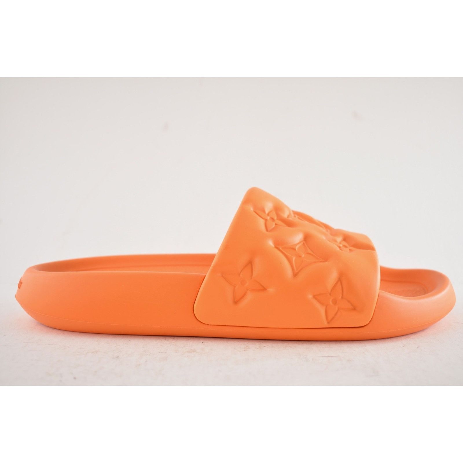 Louis Vuitton Louis Vuitton Waterfront Mule Bubble Sandal UK 9 US 10 11 Size US 9 / EU 42 - 2 Thumbnail