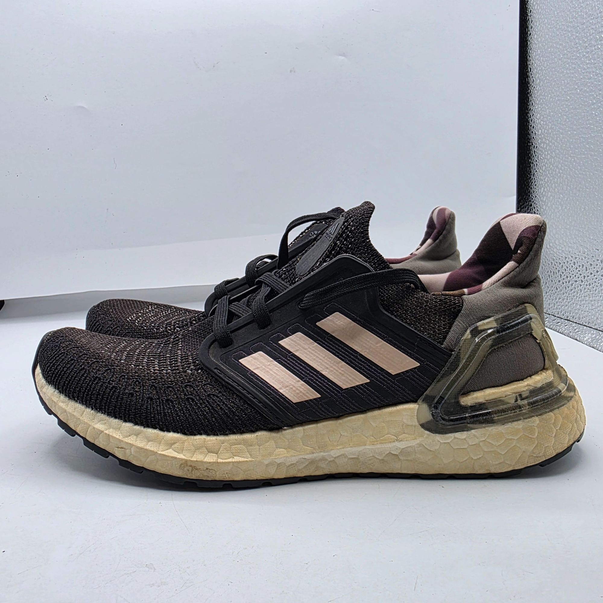 Adidas Adidas Ultraboost 20 Womens Size 6 Black Pink Athletic Runni Size US 6 / IT 36 - 13 Thumbnail