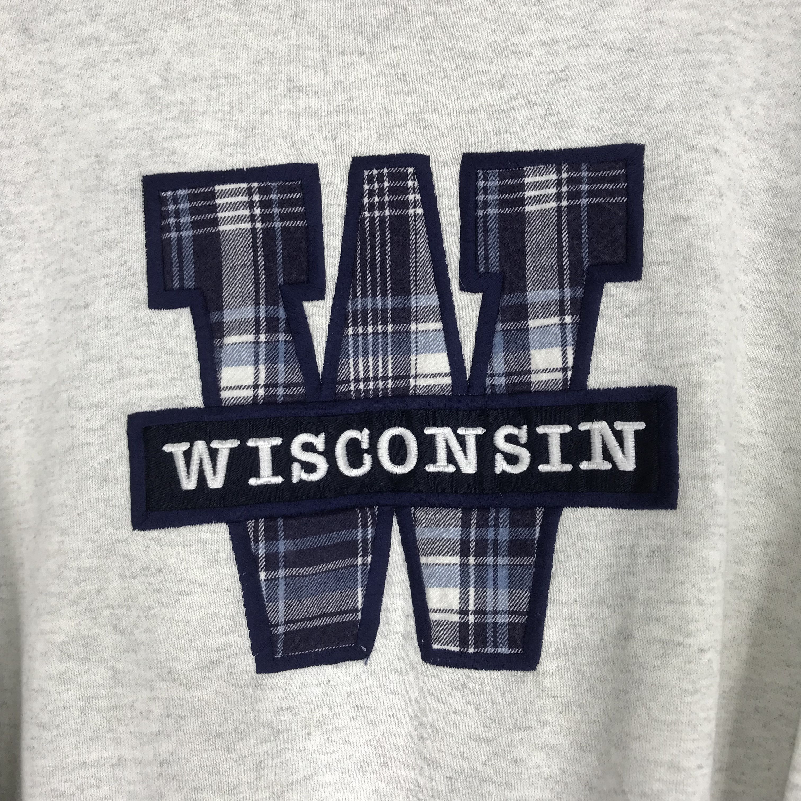 Japanese Brand Vintage 90s Wisconsin Sweatshirts -01 Size US XL / EU 56 / 4 - 5 Thumbnail