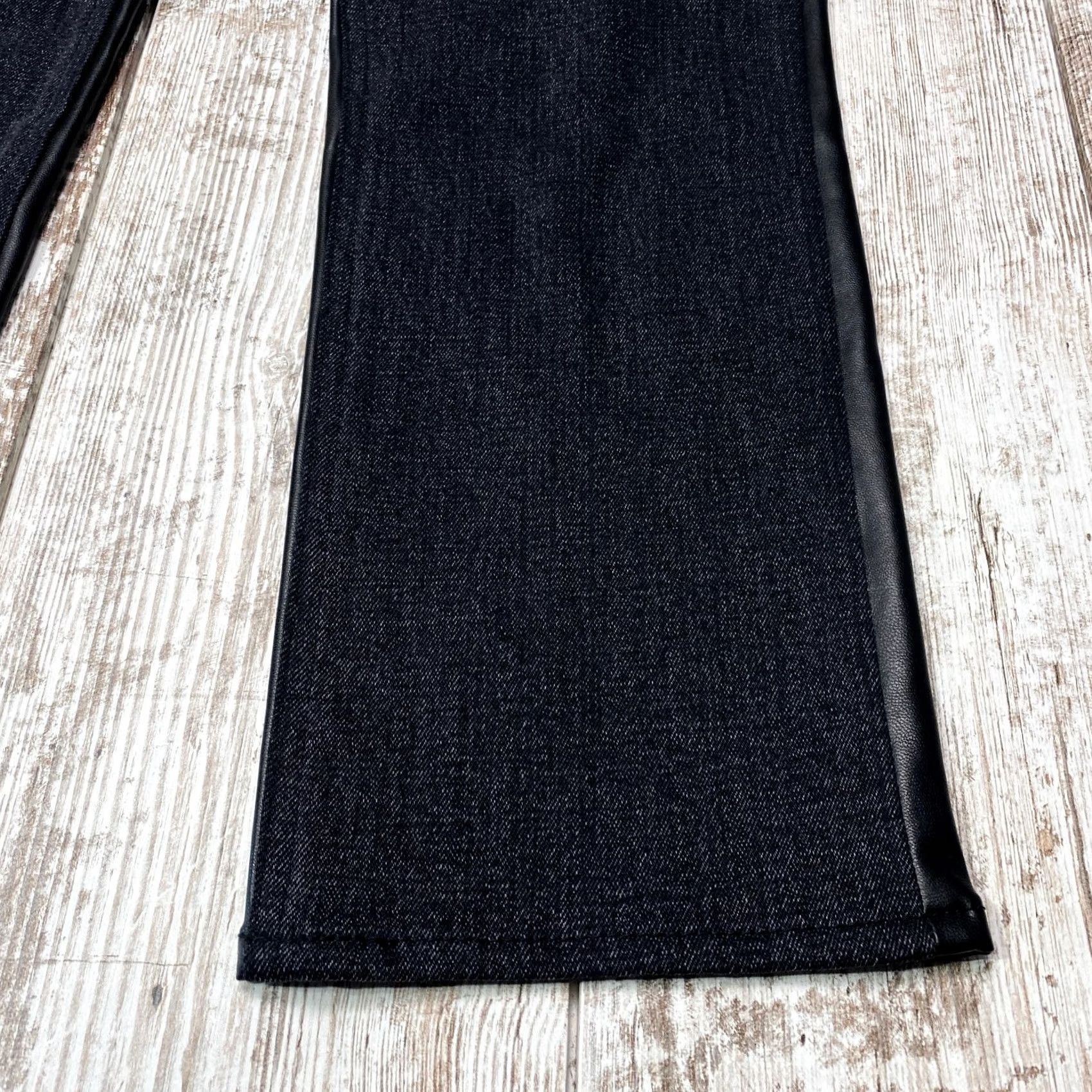 Abercrombie & Fitch Abercrombie & Fitch Mixed Fabric Ultra High Rise Ankle Straight Jean Black 26/2 Size 26" / US 2 / IT 38 - 4 Thumbnail