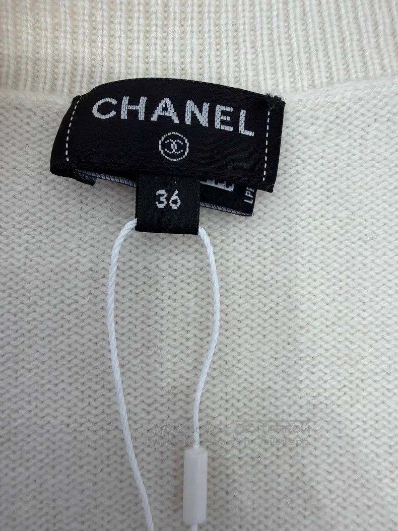 Chanel Chanel White knitted beaded 5 cardigans coat Size XS / US 0-2 / IT 36-38 - 5 Thumbnail