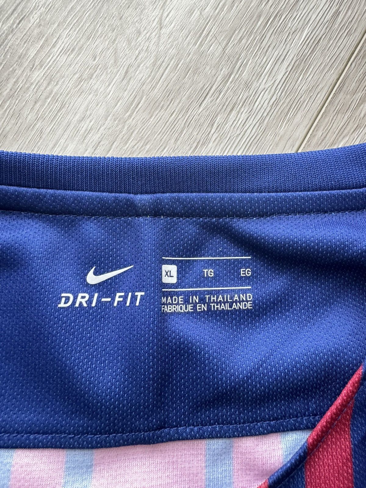 Nike Nike Messi F.C. Barcelona 2018 Home Soccer Football Jersey Size US XL / EU 56 / 4 - 6 Thumbnail
