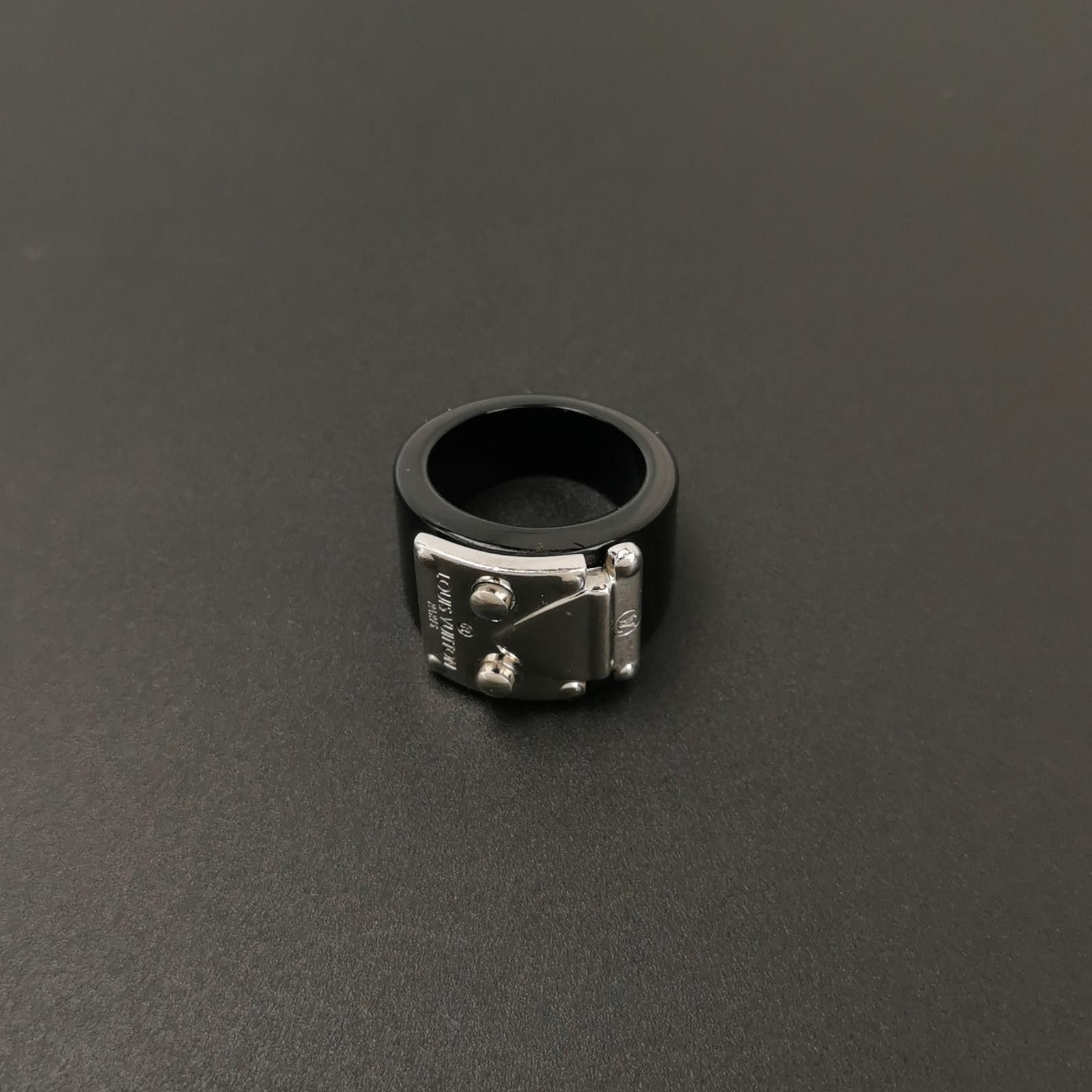 Louis Vuitton Louis Vuitton (LV) Letter Logo Ring Size 13 -z2505 Size ONE SIZE - 5 Thumbnail