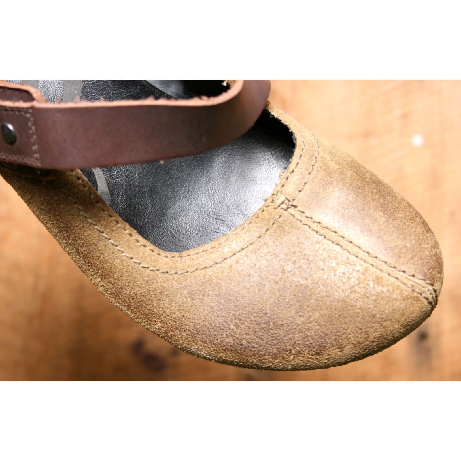 Vintage OTBT Salem Brown Burnished Suede Wedge Heel Mary Jane Clog Loafers Sz. 9M Womens Shoes Size US 9 / IT 39 - 6 Thumbnail