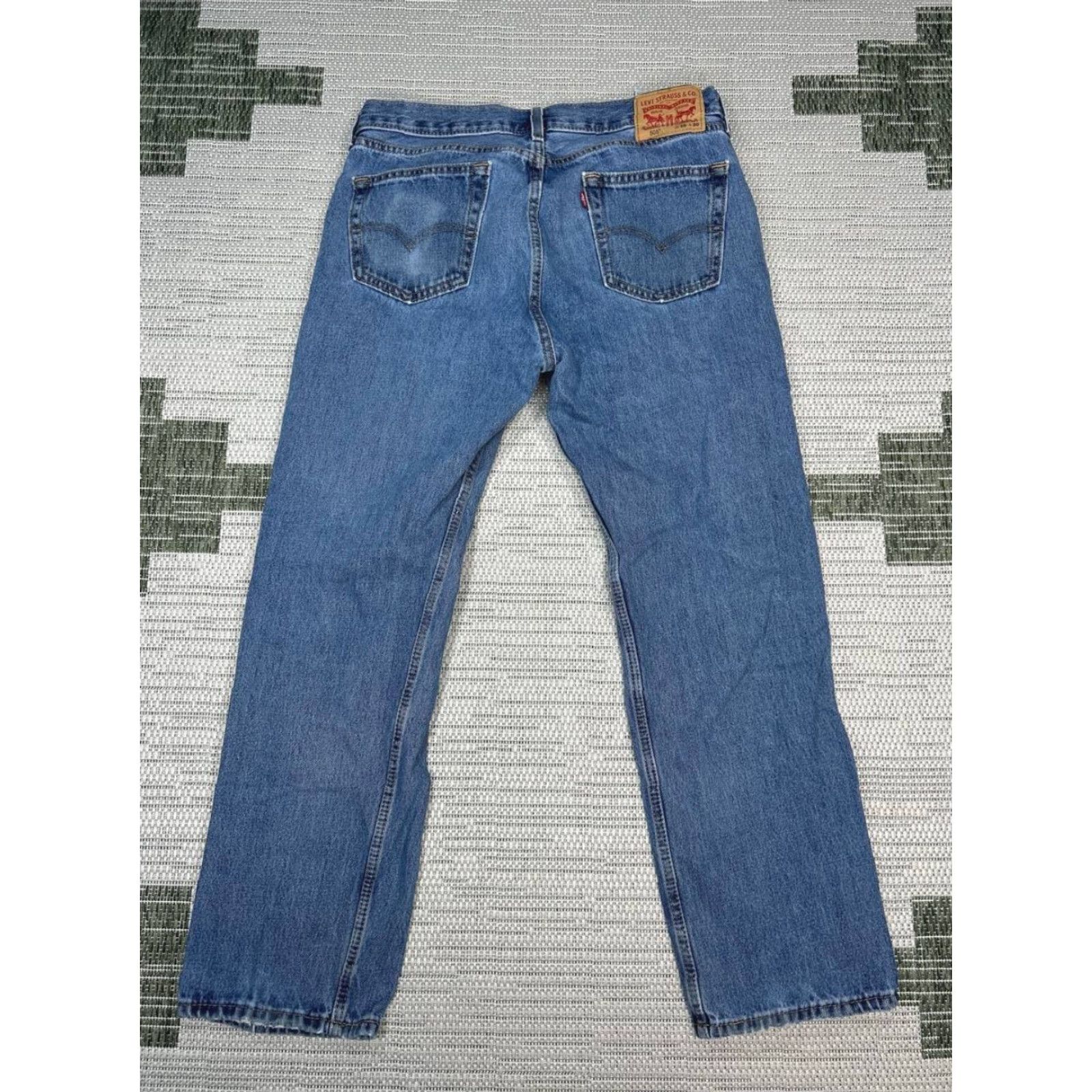 Levi's Levis 505 Jeans Men Blue Denim Cotton Regular Fit Mid Rise Straight Leg 32x29 35 Size US 35 - 2 Thumbnail