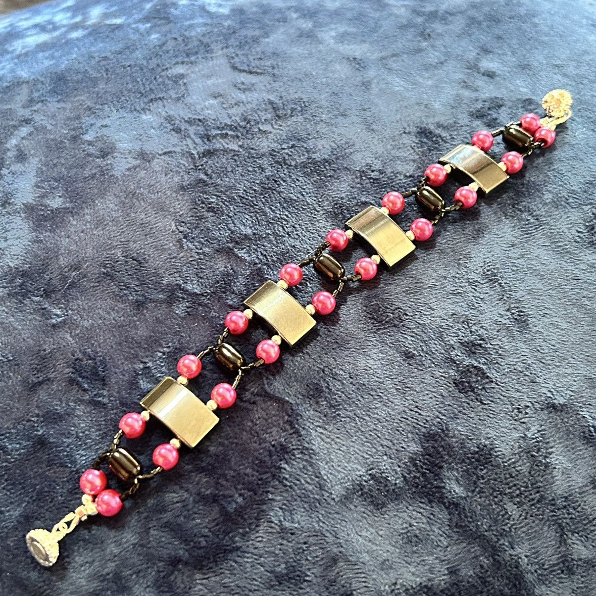 Handmade Handcrafted fuchsia pink Czech glass pearl hematite bracelet Size ONE SIZE - 6 Thumbnail