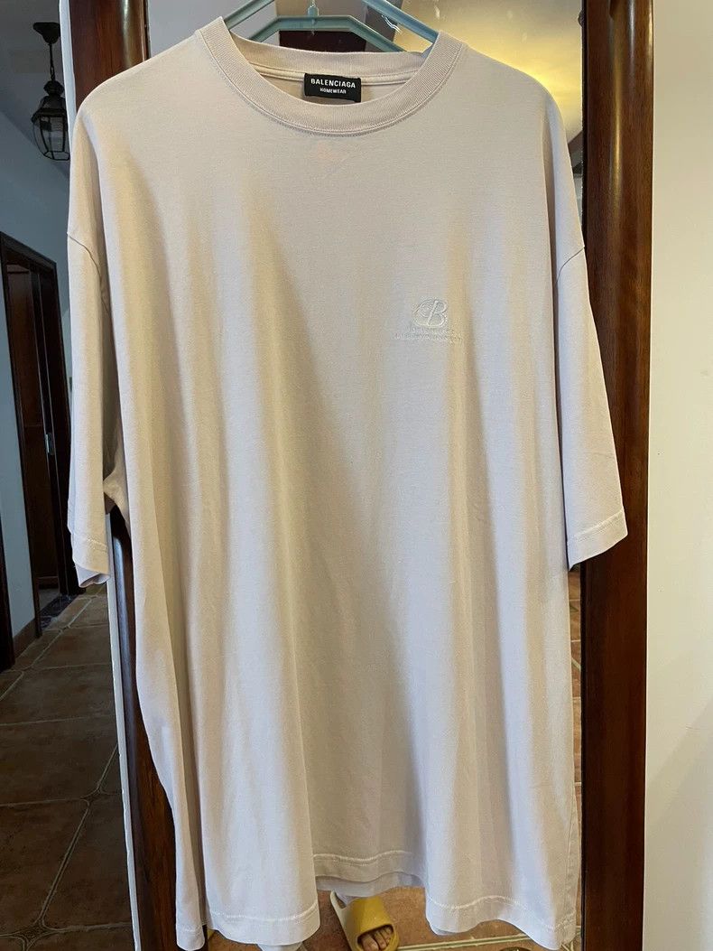Balenciaga Balenciaga short sleeves 2501-Nextarrow Size US XS / EU 42 / 0 - 1 Thumbnail