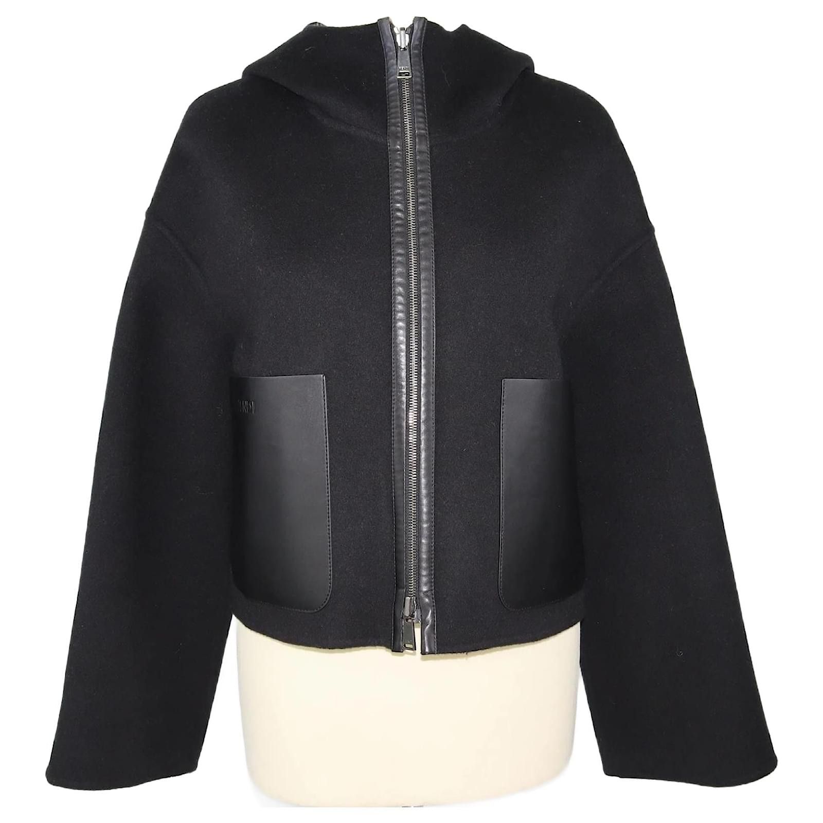Fendi o1s1wg110225 Jacket in Black Size S / US 4 / IT 40 - 1 Thumbnail