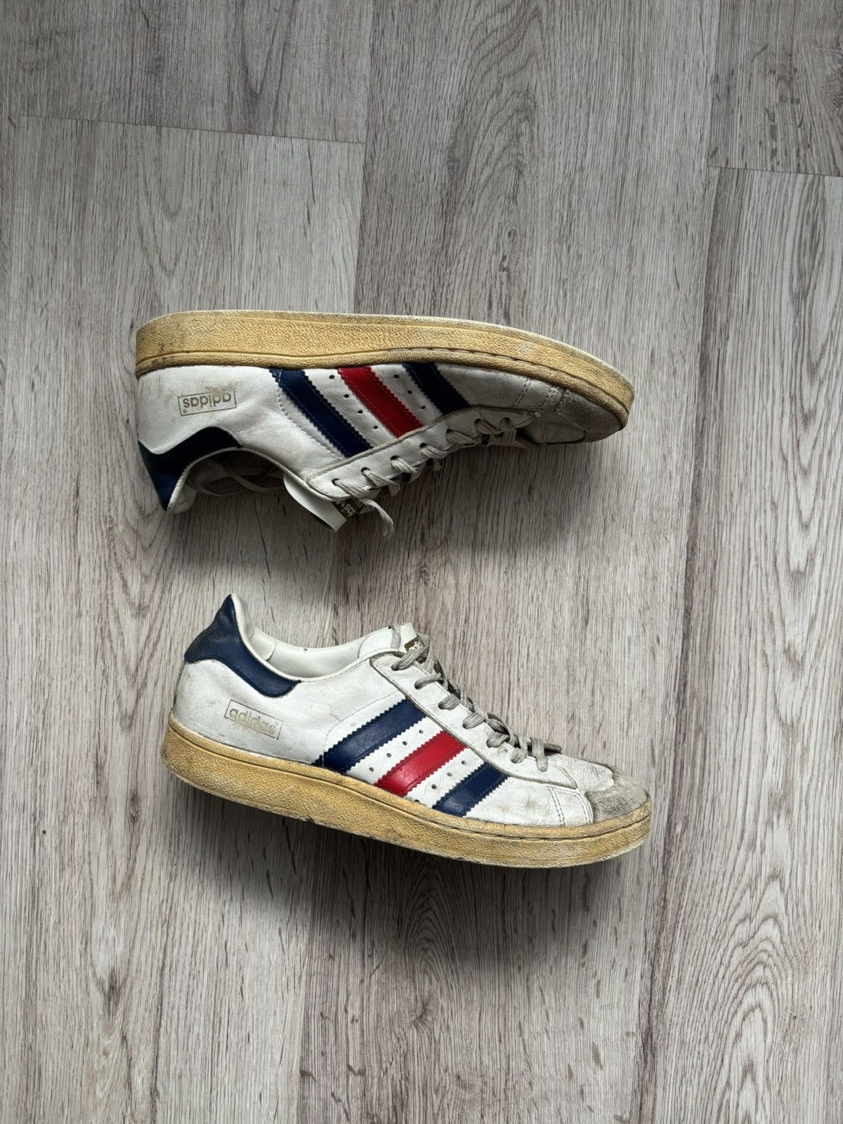 Adidas Vintage 1997 Adidas Wilhelm Bungert – Made in Japan JP 23.5 Size US 5 / IT 35 - 1 Thumbnail