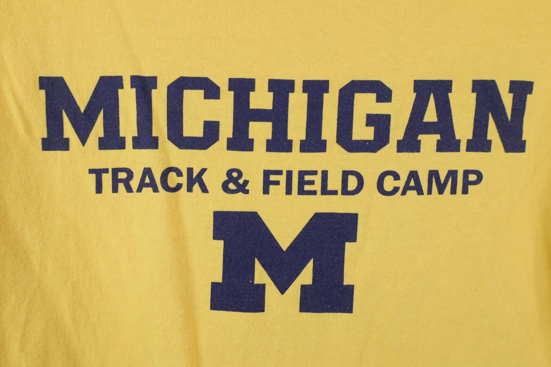 Vintage Y2K University of Michigan Track and Field Camp T-Shirt Size M / US 6-8 / IT 42-44 - 4 Thumbnail