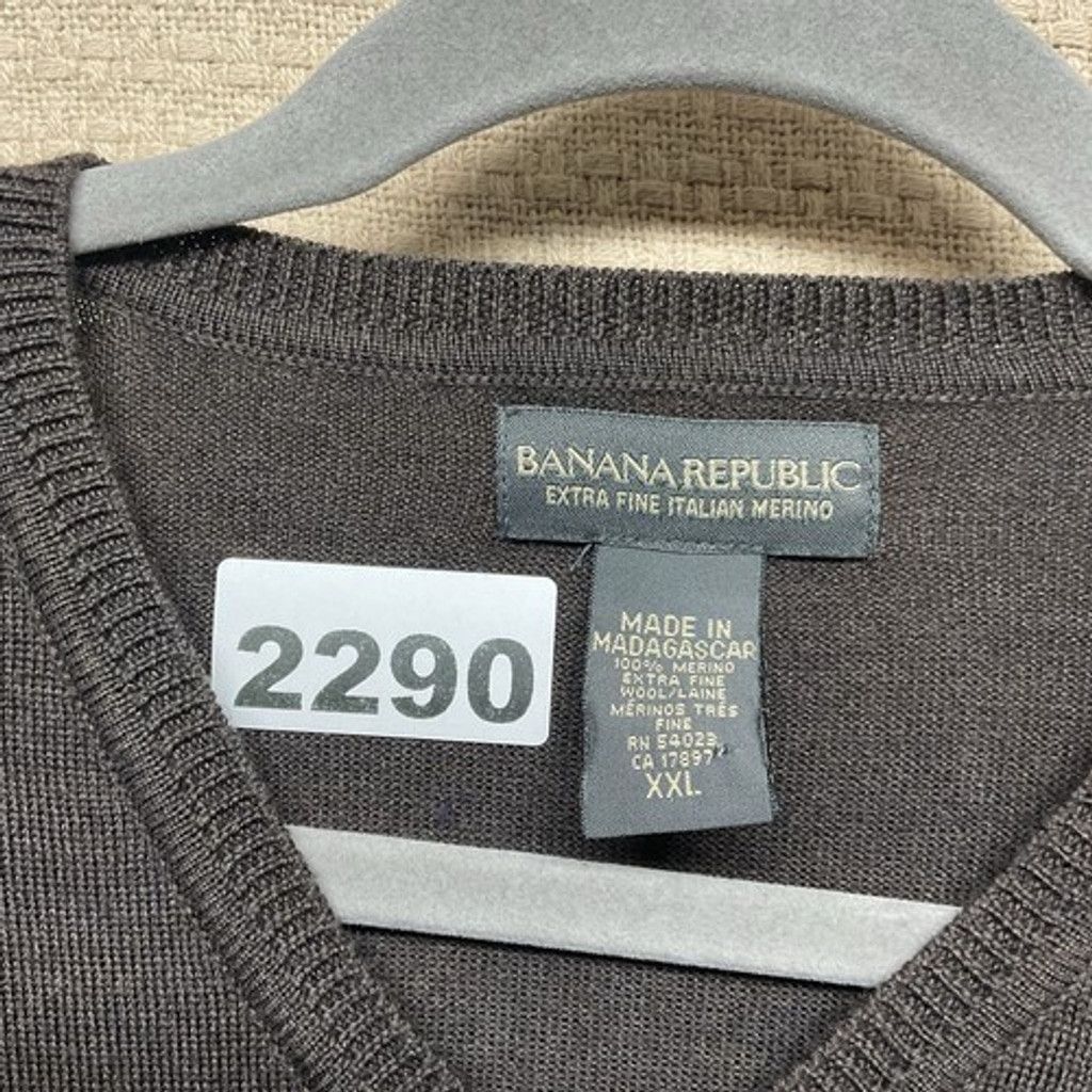 Banana Republic NWOT Banana Republic Merino Wool V-neck Sweater Men 2XL Size US XXL / EU 58 / 5 - 4 Thumbnail