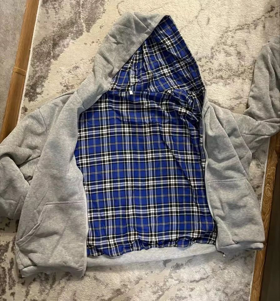 Japanese Brand Reversible Gray Hoodie with Blue Plaid Lining Size US XXL / EU 58 / 5 - 6 Thumbnail