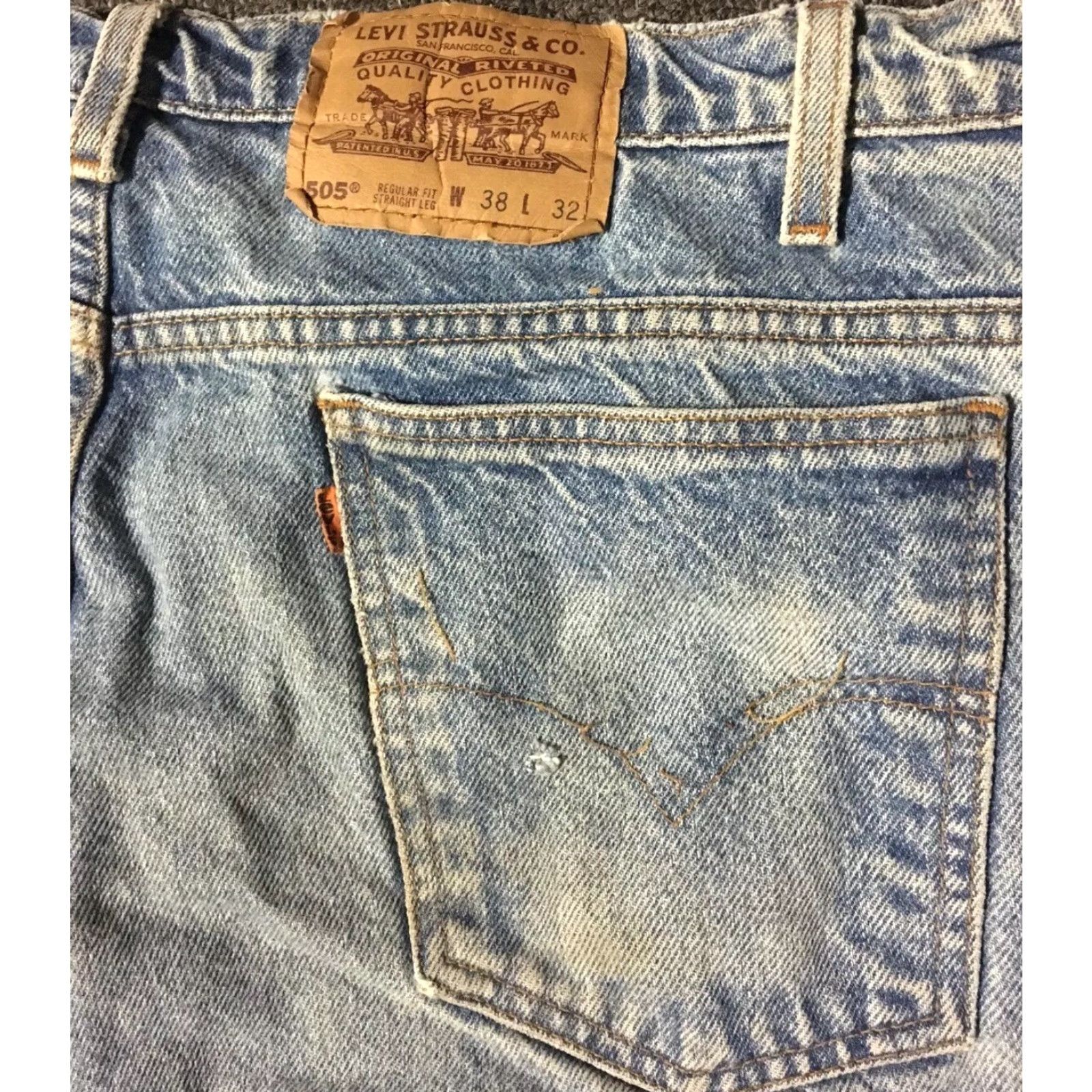 Levi's VINTAGE Levi’s 505 Jeans 38/32 Distressed Orange Tab 80s 90s USA Biker Levi's 569 Mens Jeans Straight Denim Blue Size US 38 / EU 54 - 3 Thumbnail