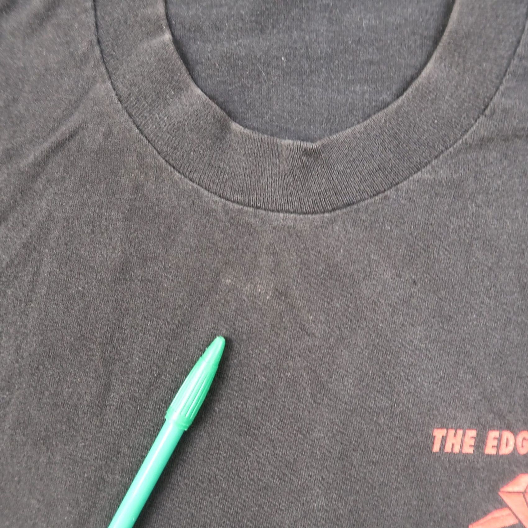 Fruit Of The Loom VINTAGE The Edge Company Knife Black T Shirt Mens L Large USA Made 90s 90s Logo Graphic Print Cotton Crew Neck Short Sleeve Fruit of the Loom Mens Size US L / EU 52-54 / 3 - 7 Thumbnail