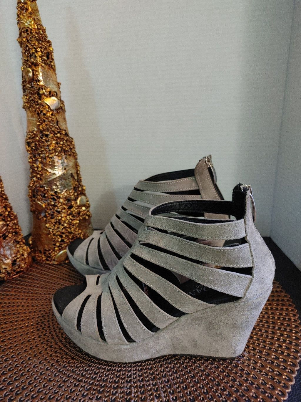 Other Cordani Electra Platform Suede Wedge heels size 38 Size US 7.5 / IT 37.5 - 5 Thumbnail
