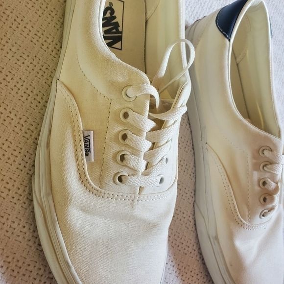 Vans Vans off the Wall Old Skool White Sz. 11.5 Sneakers Size US 11.5 / EU 44-45 - 4 Thumbnail