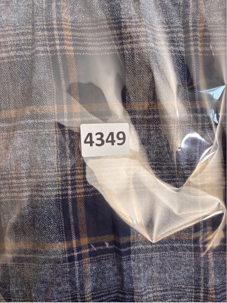 Vans Boy's Vans Flannel Shirt XL Blue Gray Plaid Size US XL / EU 56 / 4 - 12 Thumbnail