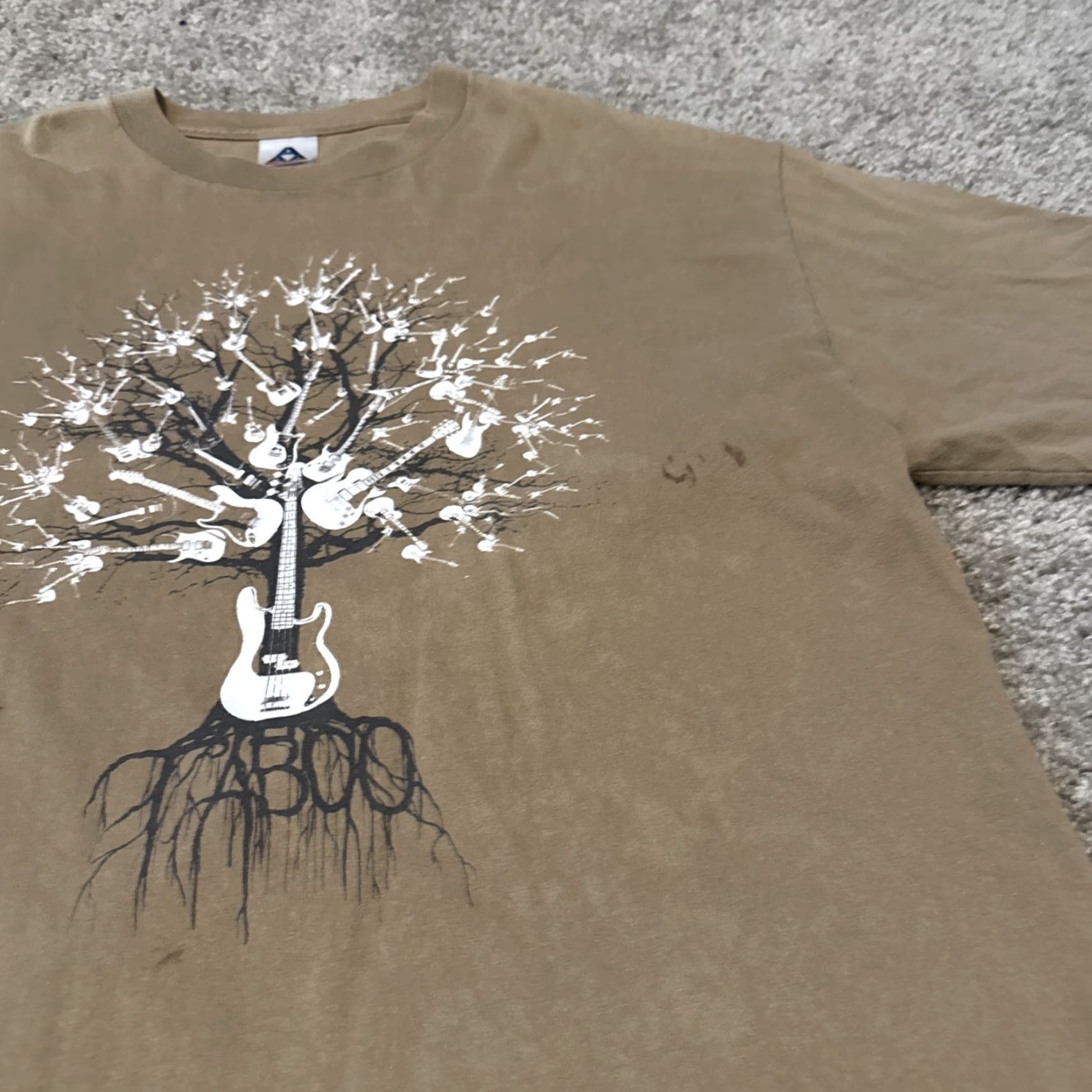 Vintage VINTAGE Taboo Band Music Rock Guitar Tree Graphic Brown T-Shirt XL Size US XL / EU 56 / 4 - 7 Thumbnail