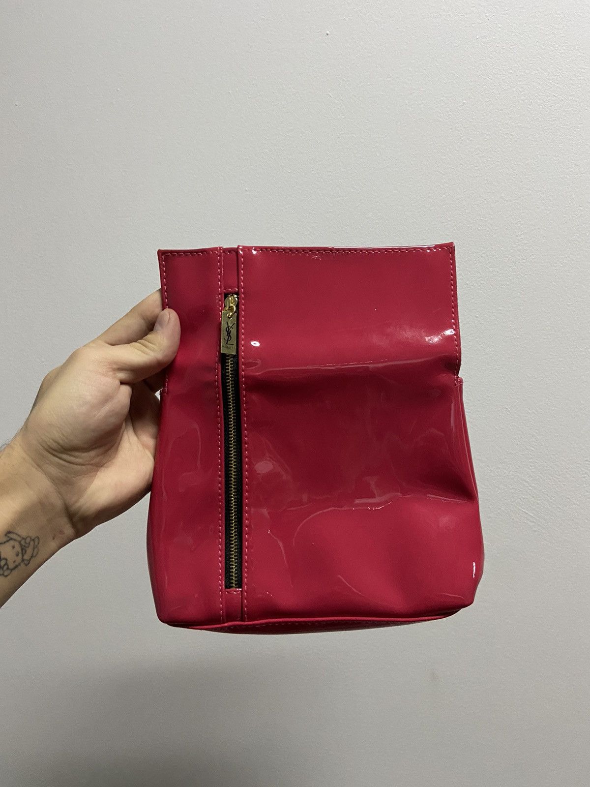 Yves Saint Laurent Yves saint Laurent pouch logo small bag vintage lacquered Size ONE SIZE - 7 Thumbnail