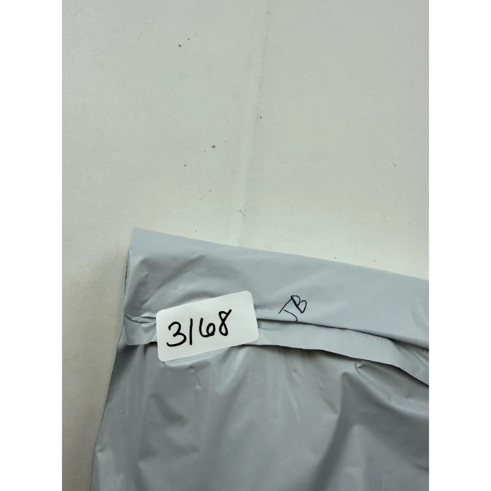 Tommy Bahama Tommy Bahama Shorts Mens 36 Blue Relax Fit Chino 10 Inseam Lyocell Casual Size US 36 / EU 52 - 7 Thumbnail