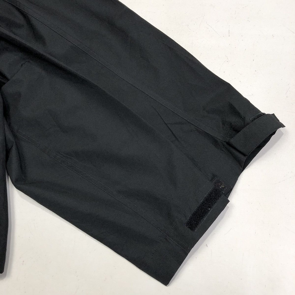 Maison MIHARA YASUHIRO Maison miharayasuhiro x Gu technical waterproof jacket Size US M / EU 48-50 / 2 - 9 Thumbnail