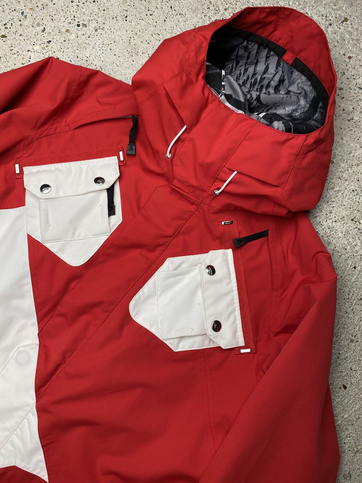 Oakley Oakley ski jacket red white gorpcore skiing winter Size US S / EU 44-46 / 1 - 3 Thumbnail