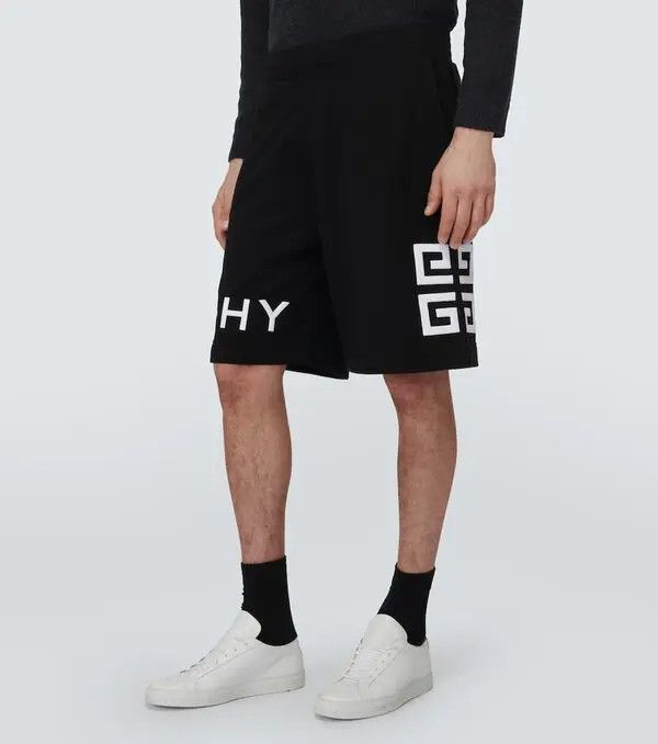 Givenchy o1srvl11e0725 4G Fleece Bermuda Shorts in Black Size US 36 / EU 52 - 2 Thumbnail