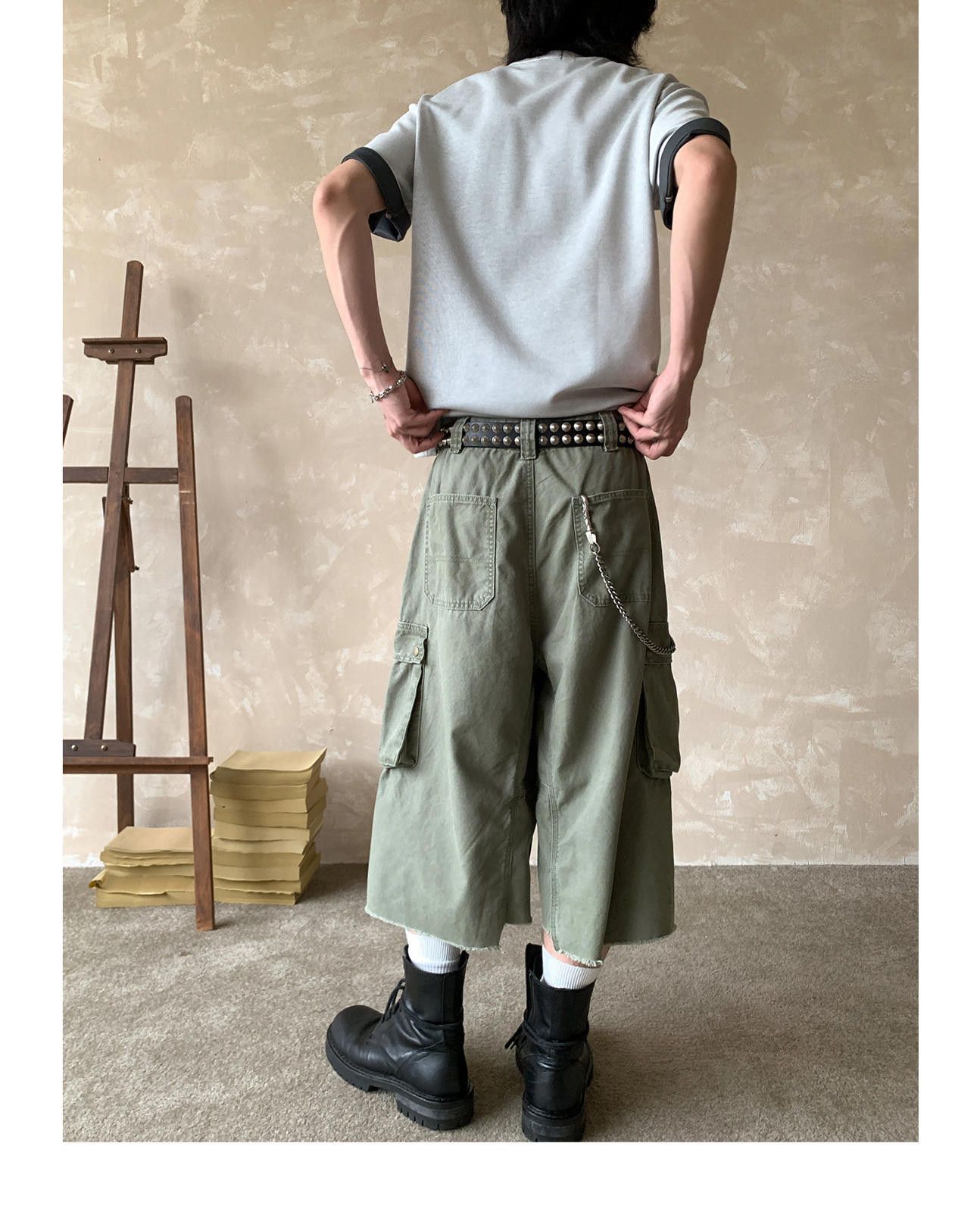 Other Green Multi-Pocket Cotton Cargo Shorts Size US 32 / EU 48 - 6 Thumbnail