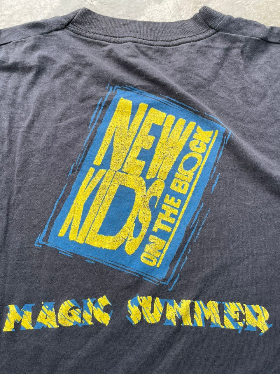 Band Tees Vintage 90s New Kids On The Block Magic Summer Band Tees Size US M / EU 48-50 / 2 - 9 Thumbnail