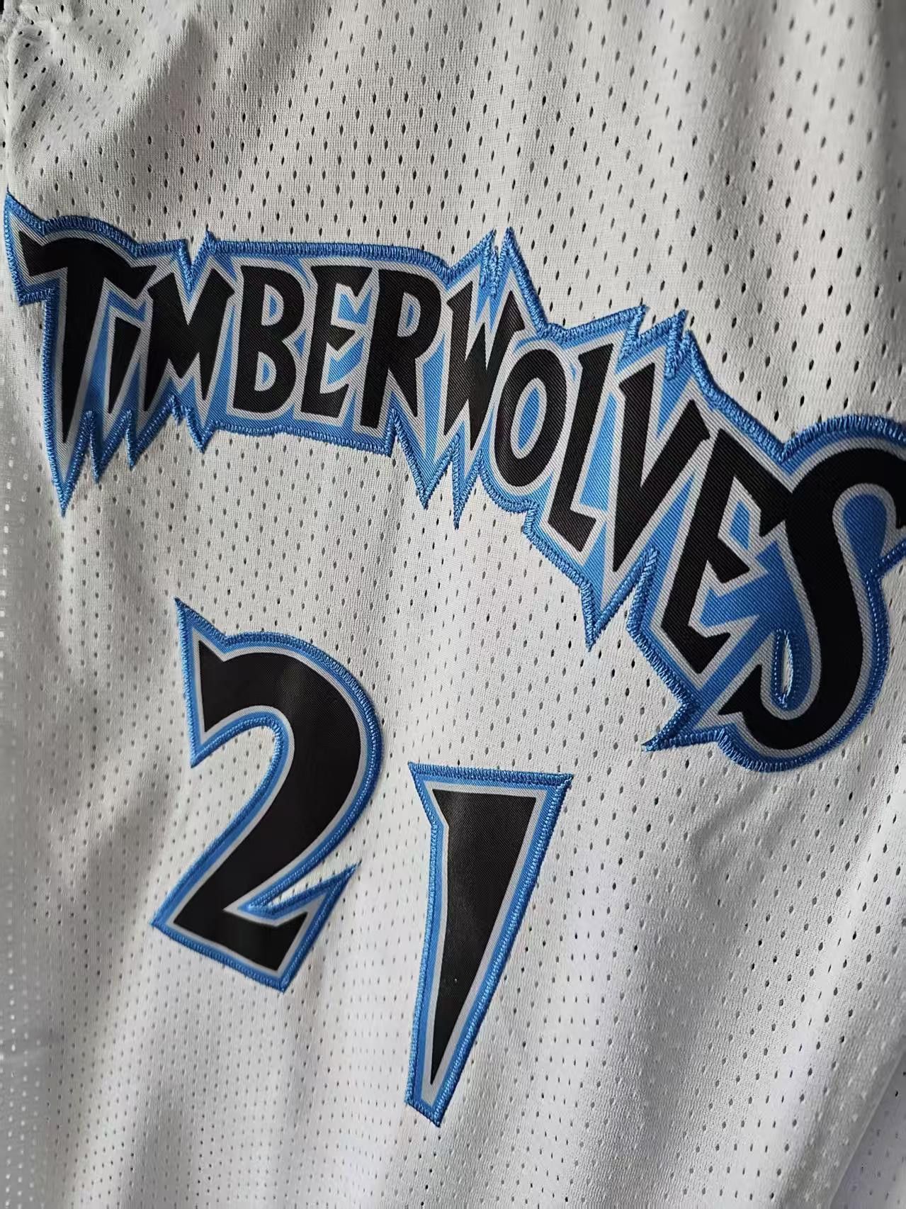 NBA Timberwolves #21 Kevin Garnett Jersey Size US S / EU 44-46 / 1 - 3 Thumbnail
