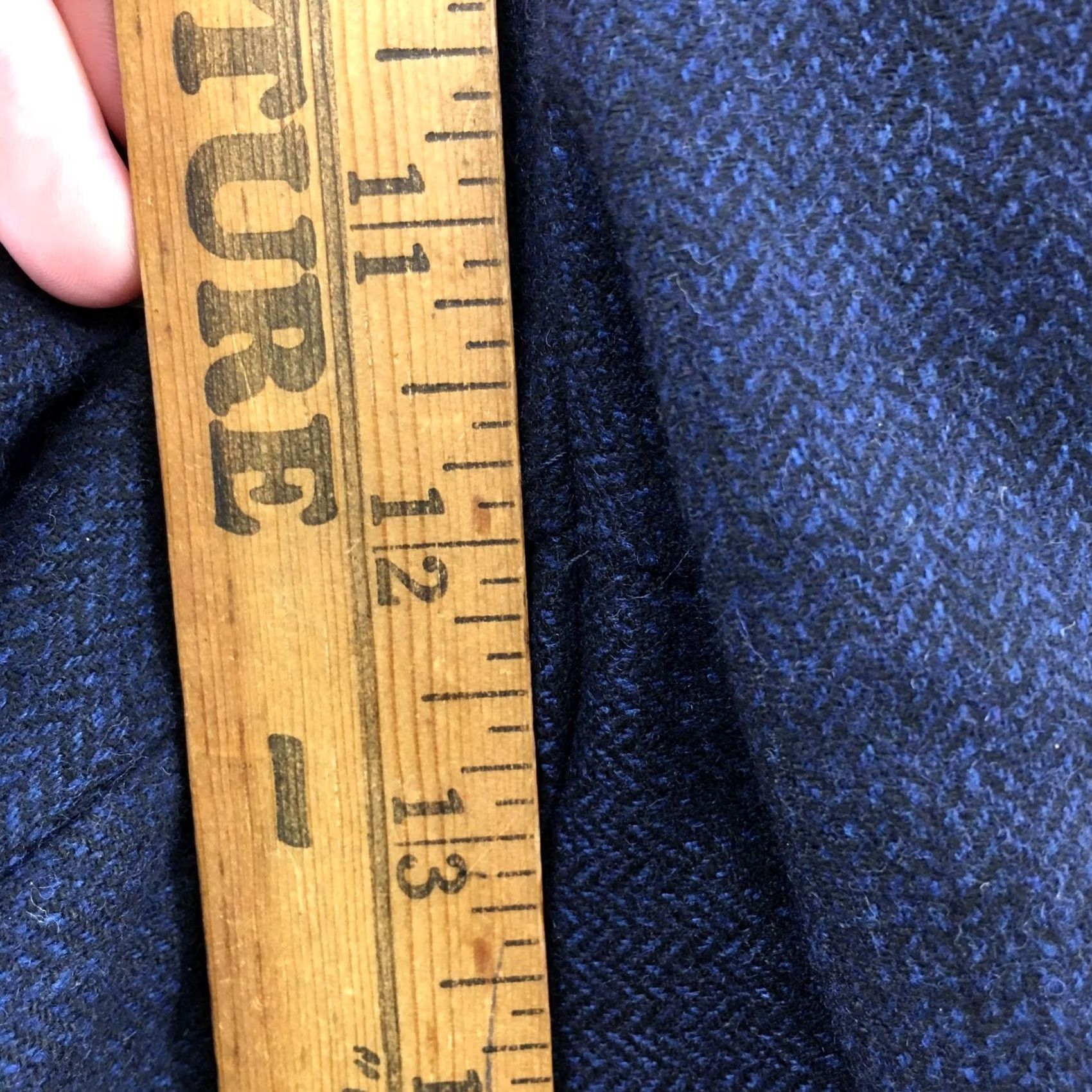 Banana Republic Banana Republic Aiden Fit Chino Pants Mens 35x30 Blue Mid Rise Slim? Regular? Size US 35 - 7 Thumbnail