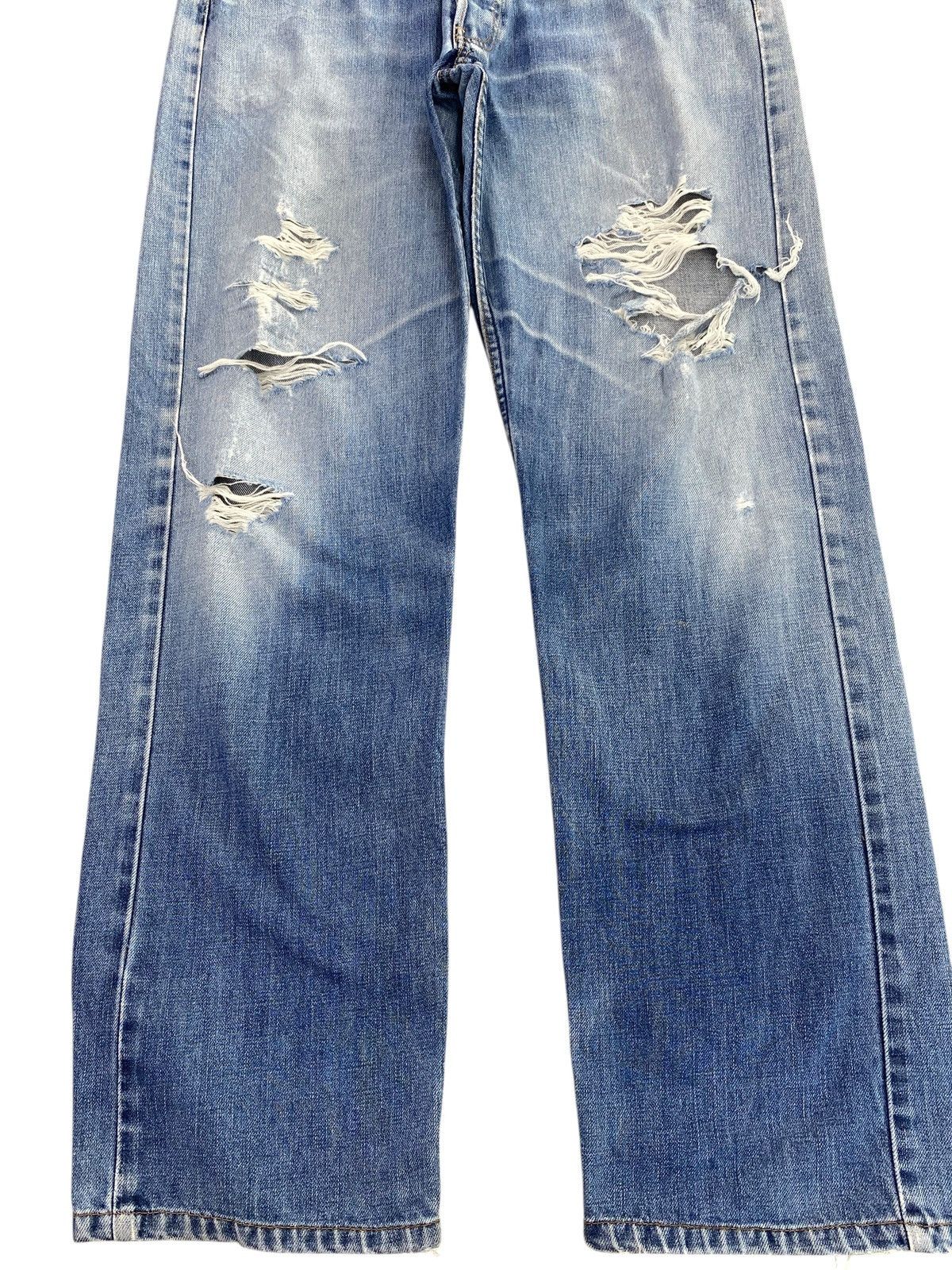 Levi's Vintage Clothing Vintage Y2K Levi’s Faded Wash Distressed Loose Jeans Size US 36 / EU 52 - 5 Thumbnail