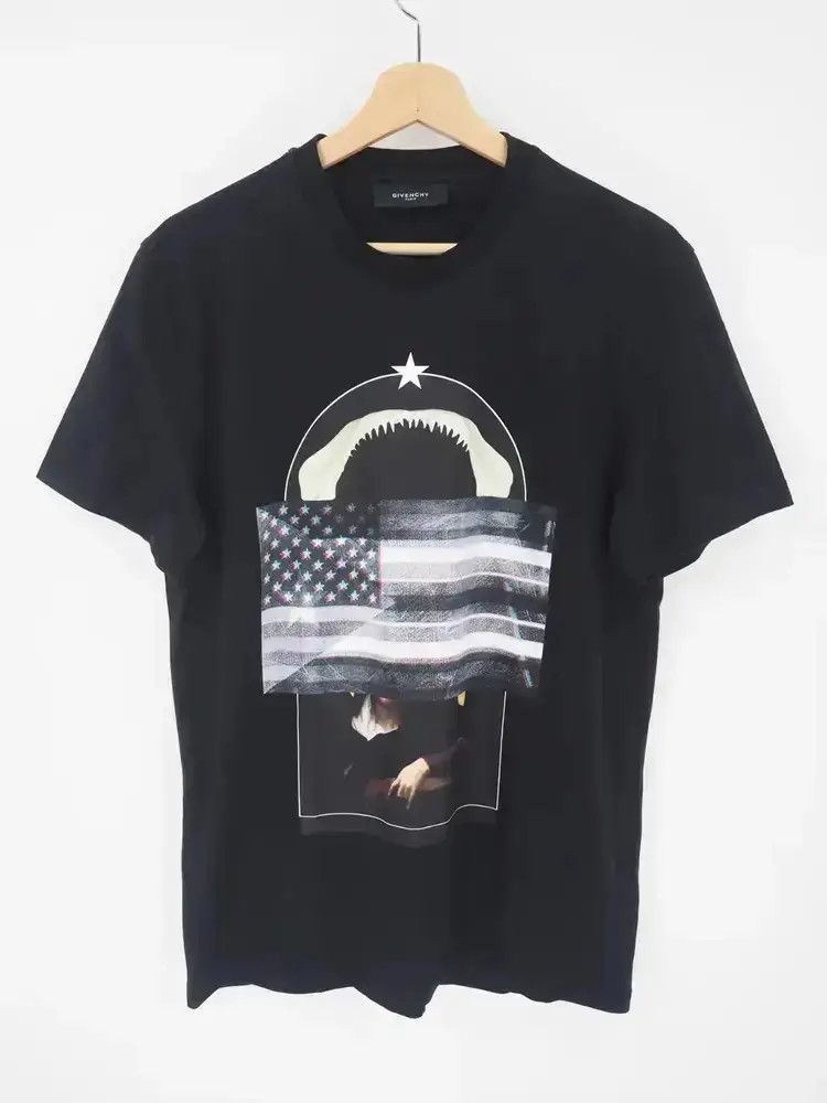 Givenchy Riccardo Tisci Givenchy SS14 shark jaw Tee-2505 Size US M / EU 48-50 / 2 - 1 Thumbnail
