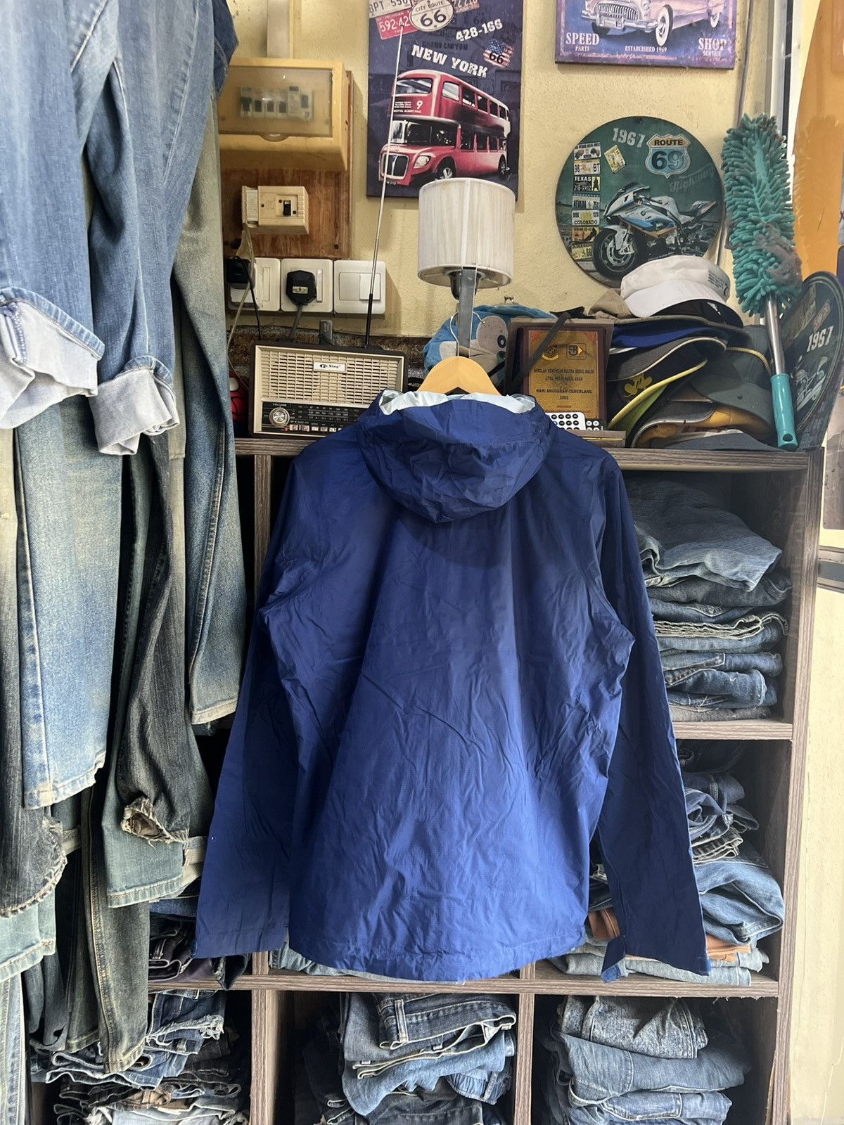 Patagonia 🔥Patagonia Zipper Waterproof Windbreaker Jacket Size US M / EU 48-50 / 2 - 2 Thumbnail