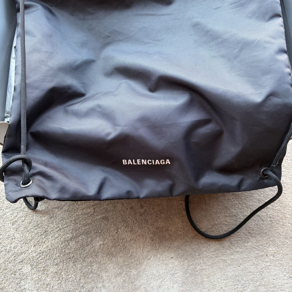 Balenciaga Balenciaga 3XL Sneaker White/Silver EU 41/US 8 Size US 8 / EU 41 - 14 Thumbnail