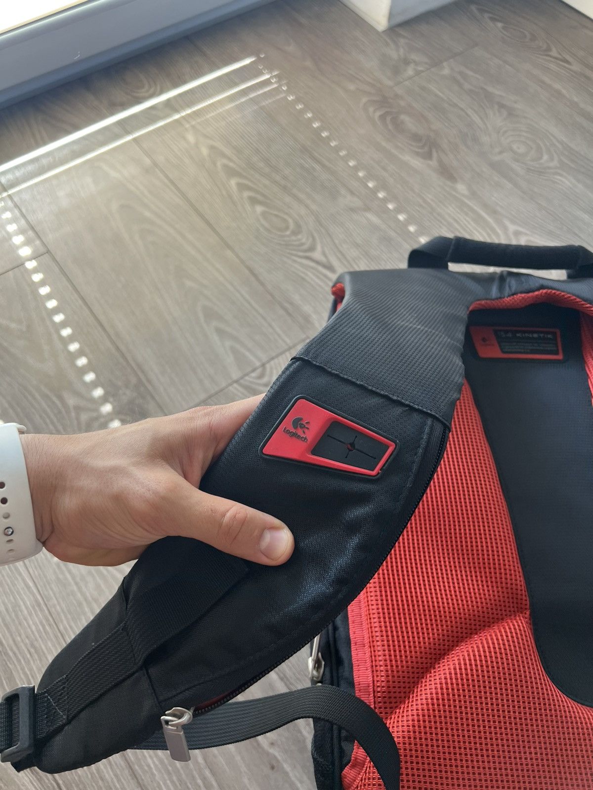 Other ‼️Logitech 15.4 Kinetik Utility Saved Backpack‼️ Size ONE SIZE - 10 Thumbnail