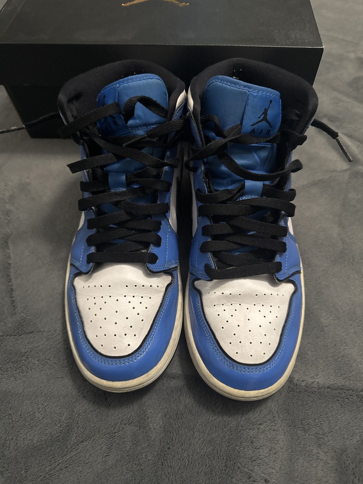 Jordan Brand × Nike Air Jordan 1 Retro Size US 8.5 / EU 41-42 - 4 Thumbnail
