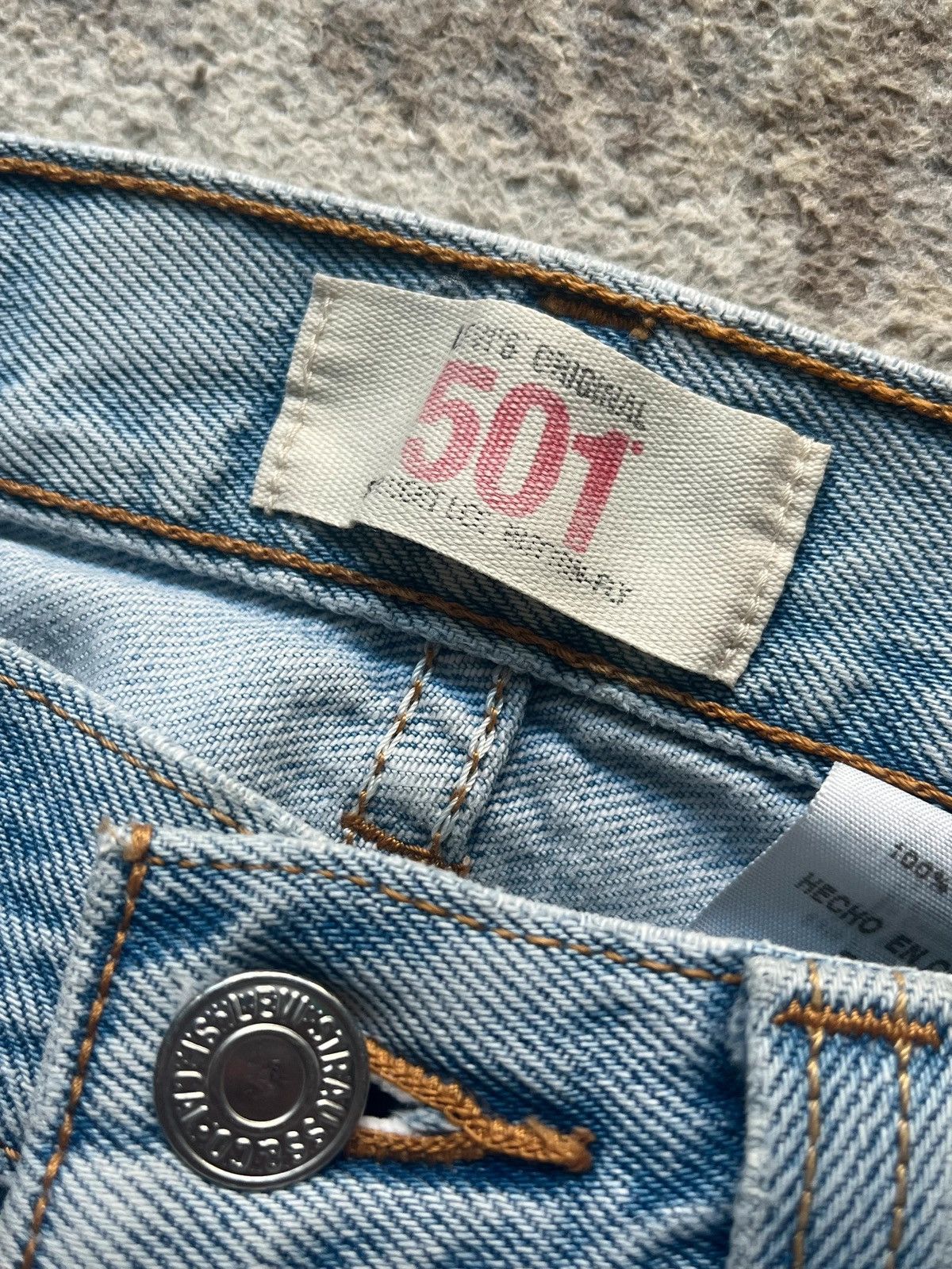 Levi's Levi's 501 Distressed Sz W 28 L 30 2008 Y2K Light Blue Size 28" / US 6 / IT 42 - 8 Thumbnail