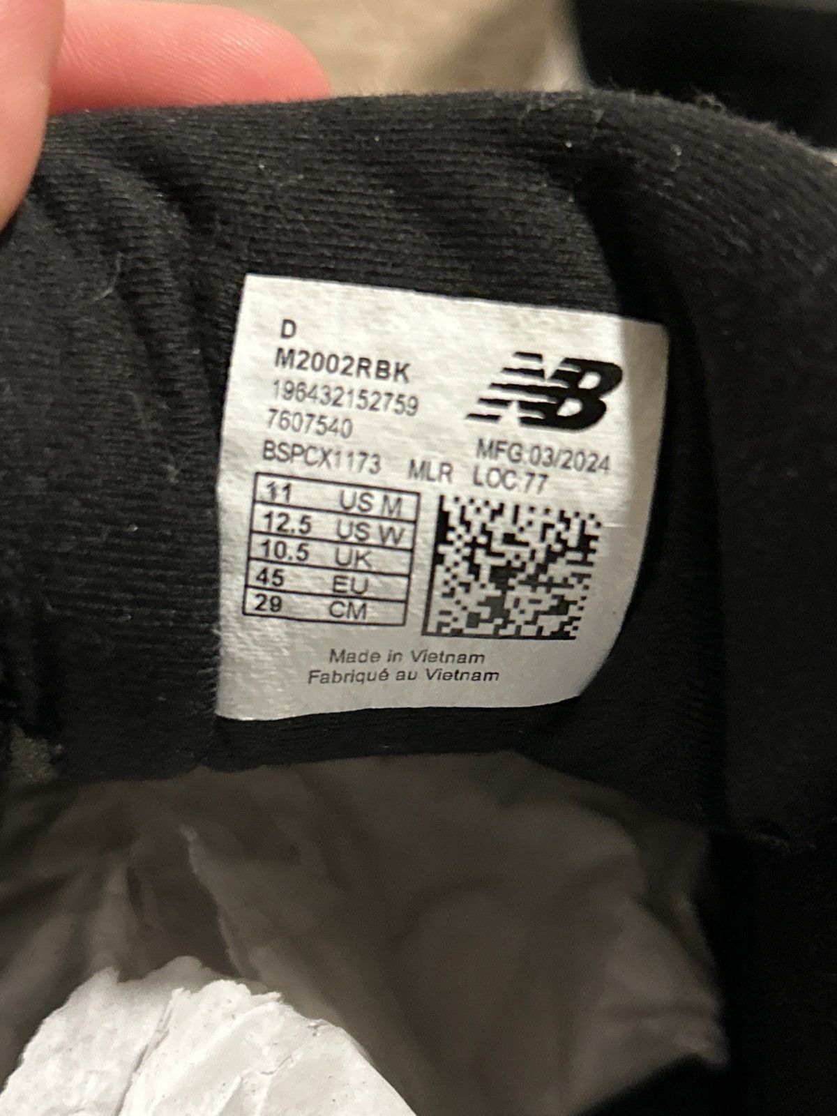 New Balance New Balance 2002r “Gunmetal Black” Size US 11 / EU 44 - 6 Thumbnail