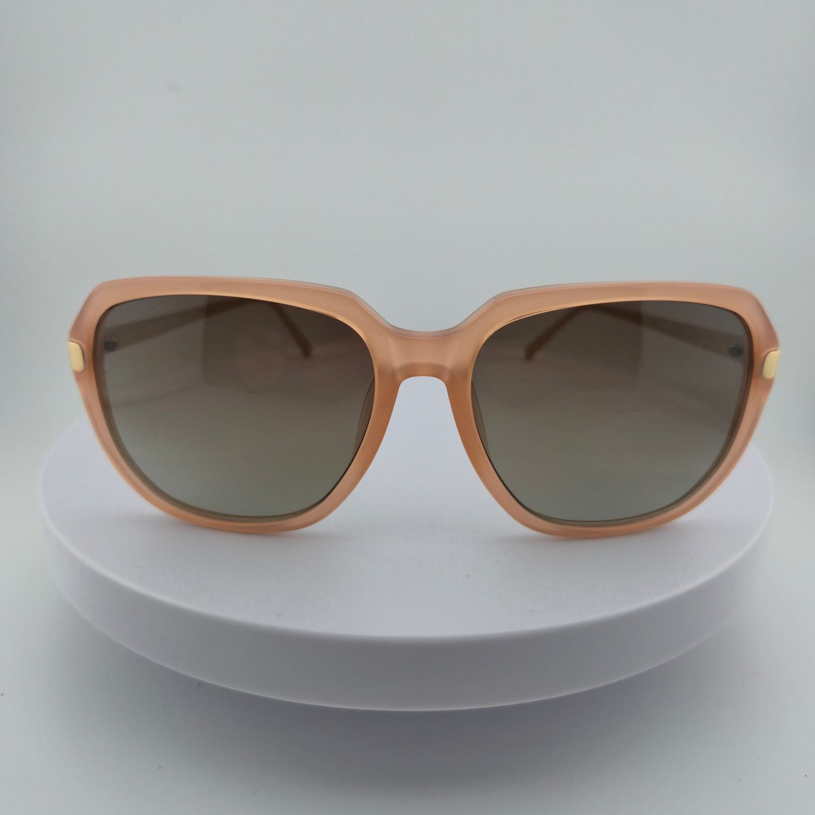 Linda Farrow LINDA FARROW Sunglasses White Peach Women display picture 2